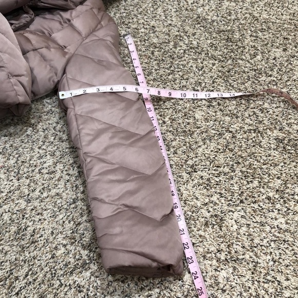 T Tahari Down Puffy Coat Size Small Taupe Knee Length Puffer - Picture 11 of 11